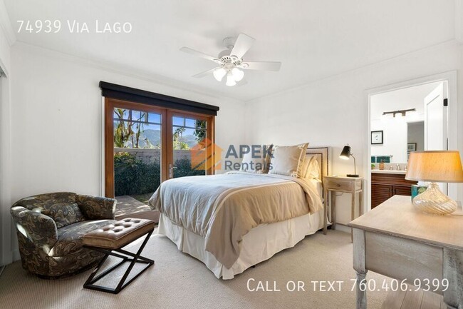 Building Photo - 74939 Vía Lago