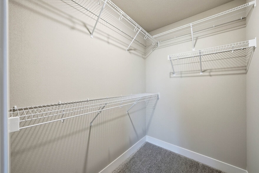 Master Closet - 526 43rd St SW