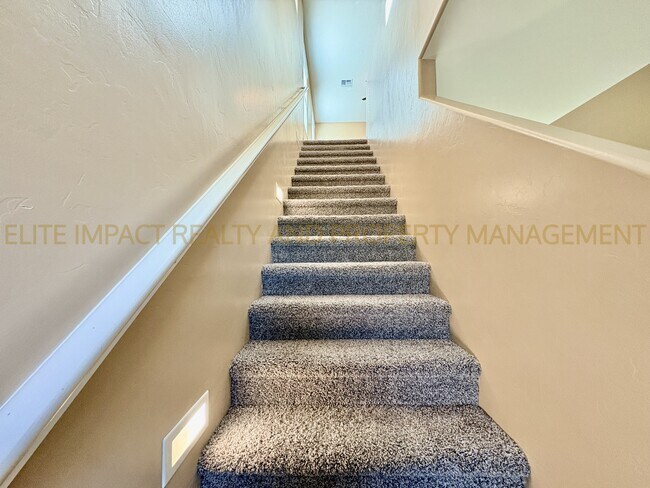Building Photo - 7654 S Via Casa De Campo