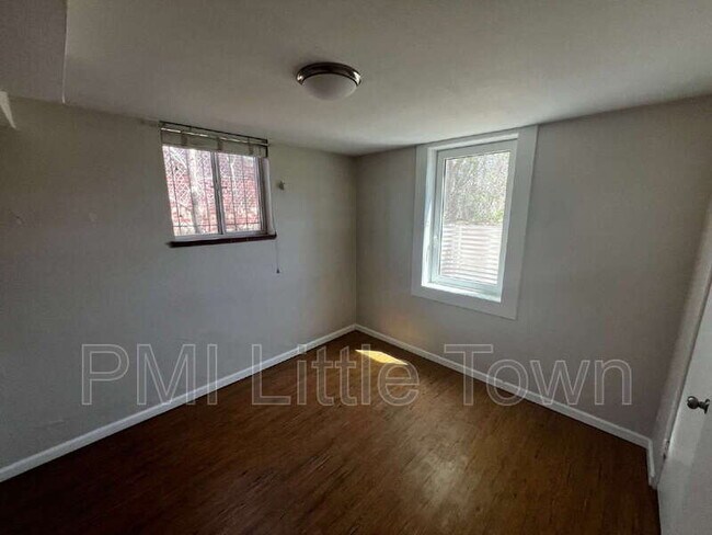 Building Photo - 3620 Hudson St