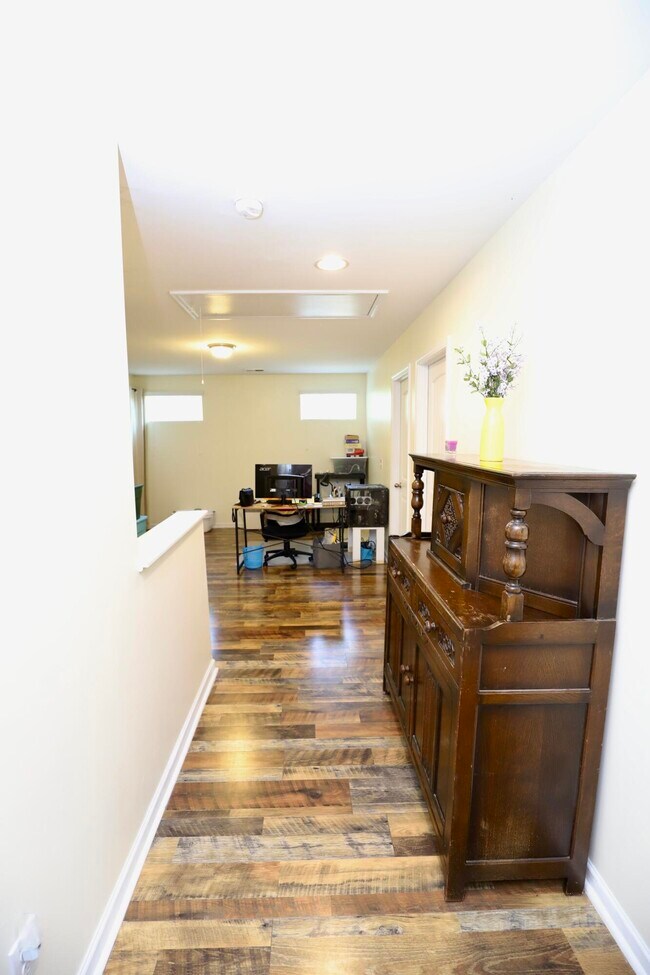 Building Photo - 71 Carina Ln