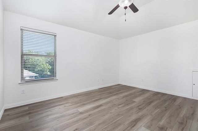 Building Photo - 14106 Summerwoods Ln