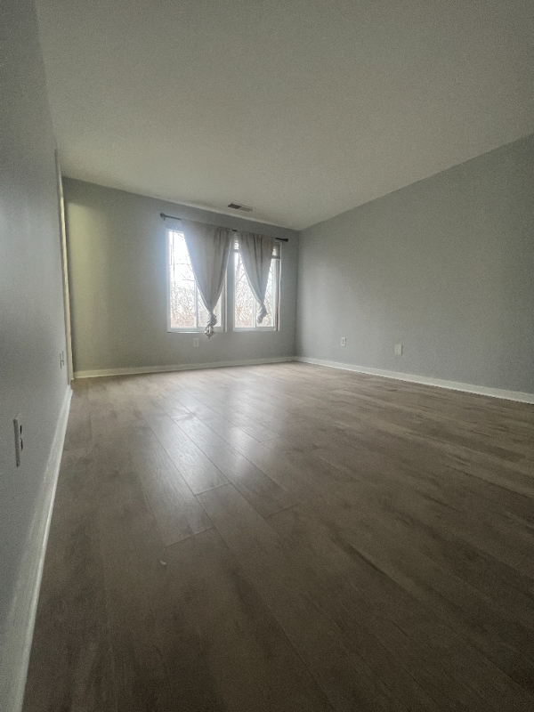 Building Photo - 140 Shepards Knoll Dr