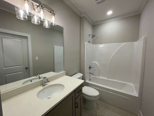 Building Photo - 2BD / 2BA FOR RENT