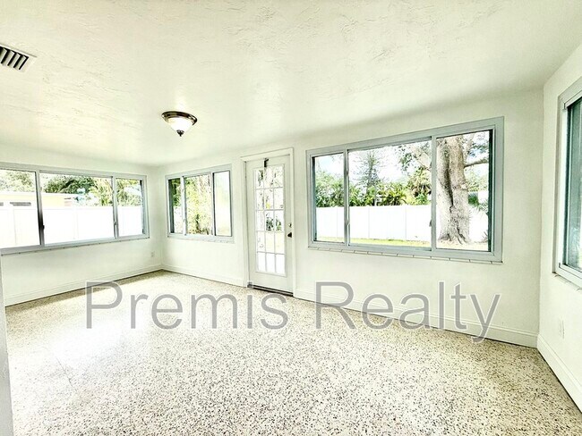 Building Photo - 7838 Causeway Blvd N