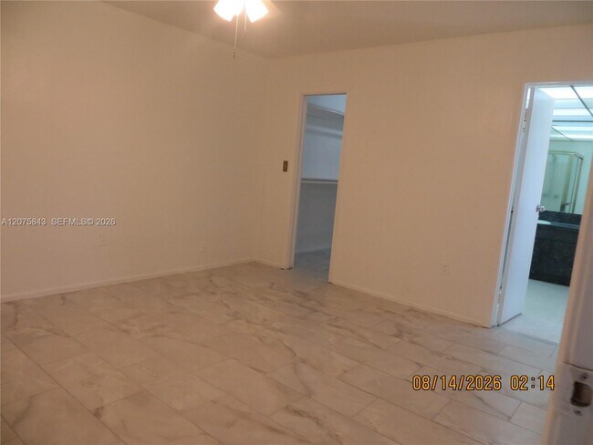 Building Photo - 8570 Sunset Strip
