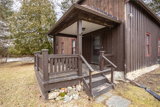 Building Photo - 1874 Blossom Rd