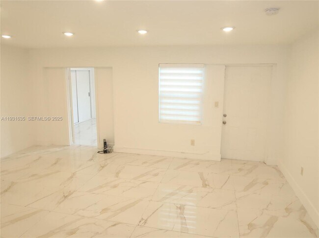 Building Photo - 8900 NW 33rd Ave