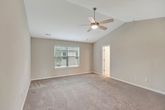 Building Photo - Welcome to Filbin Creek — North Charleston...