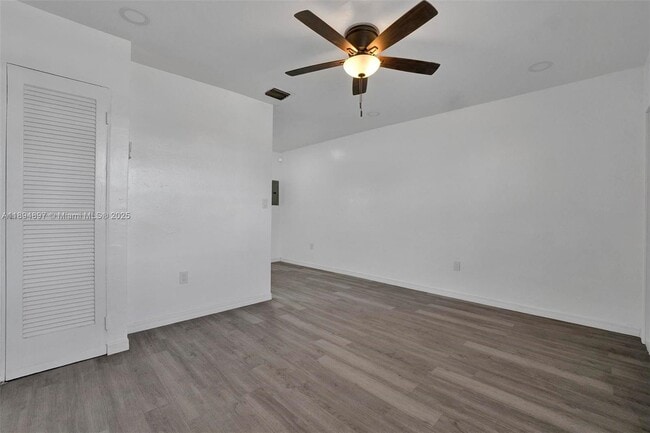 Building Photo - 3052 NW 78th St