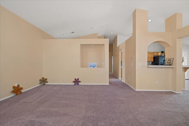 Building Photo - 3441 Bedfordshire Pl
