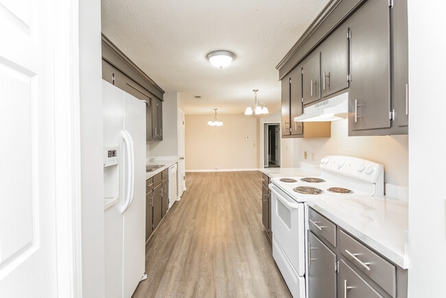 Building Photo - 10 Market Hall Ct