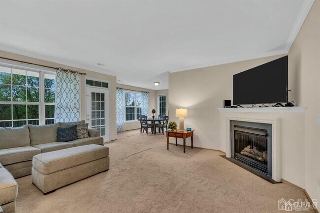 Building Photo - 548 St Andrews Pl