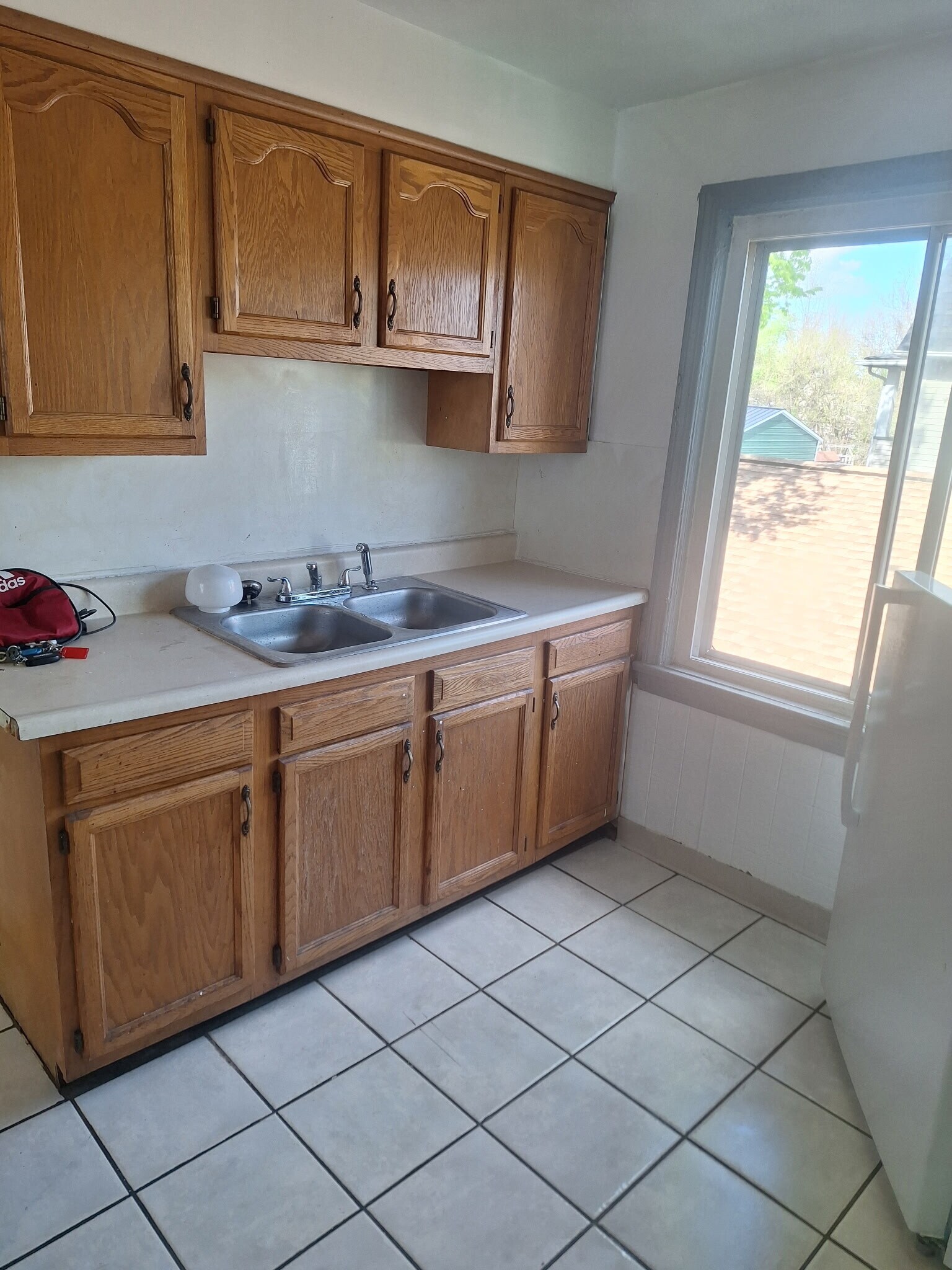 Building Photo - 12417 Watterson Ave