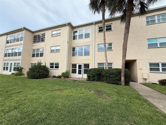 Building Photo - 11700 Park Blvd