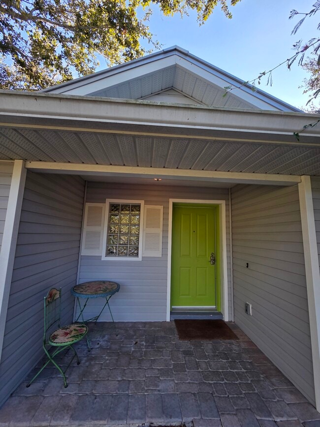 Building Photo - 1769 Manasota Beach Rd