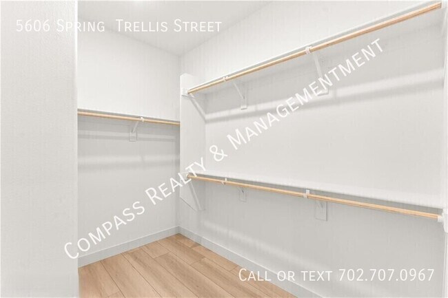 Building Photo - 5606 Spring Trellis St