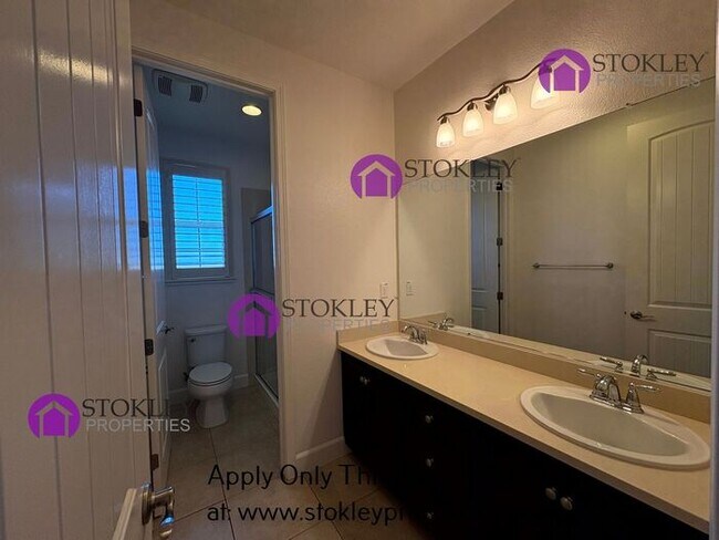 Building Photo - 1836 Porcellano Way