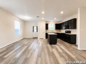 Building Photo - 318 Kotara Cyn