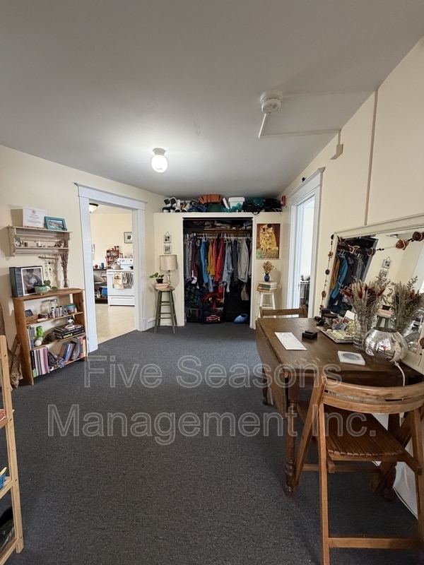 Building Photo - 10 Lafayette Pl