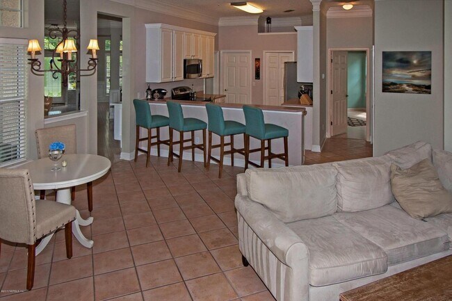 Building Photo - 137 Deer Cove Dr