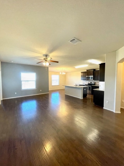 Building Photo - 2716 Samson Dr