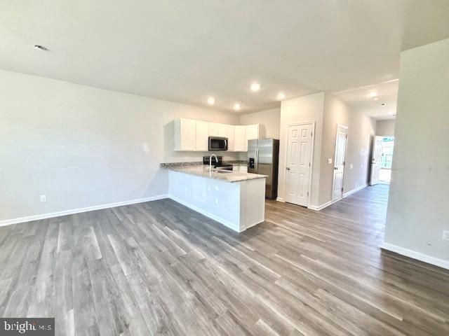 Building Photo - 141 Caterpillar Dr