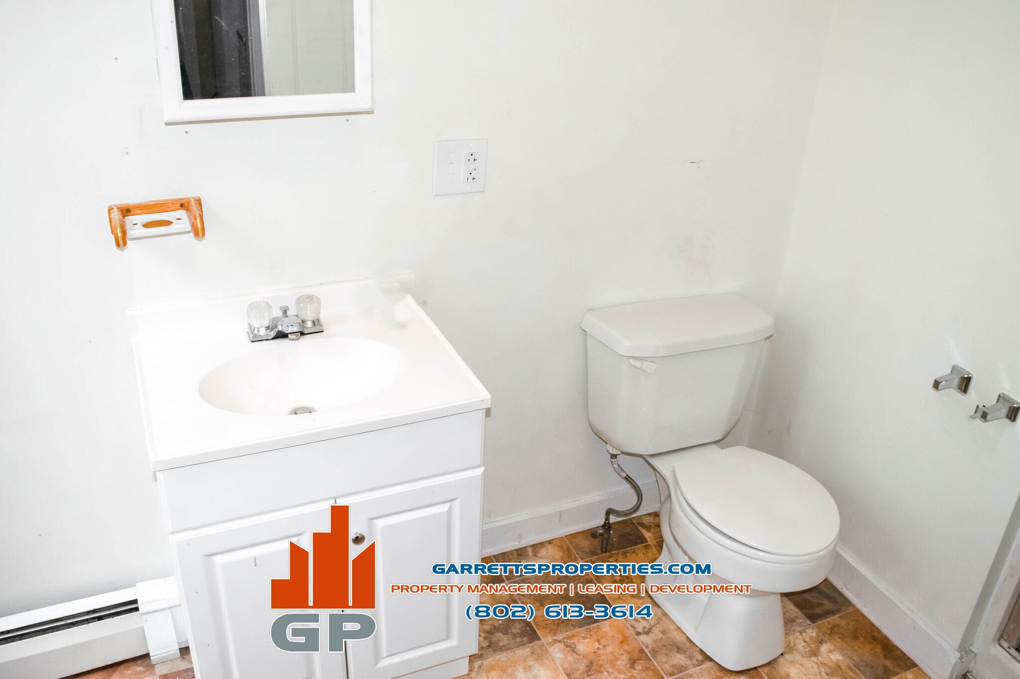 Building Photo - 64 N Pleasant St