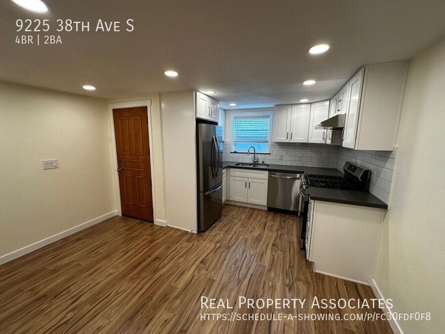 Building Photo - 9225 38th Ave. S