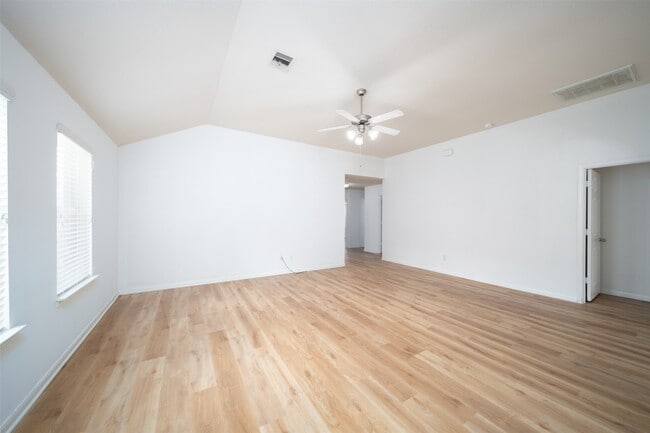 Building Photo - 5706 Rocky Trail Dr