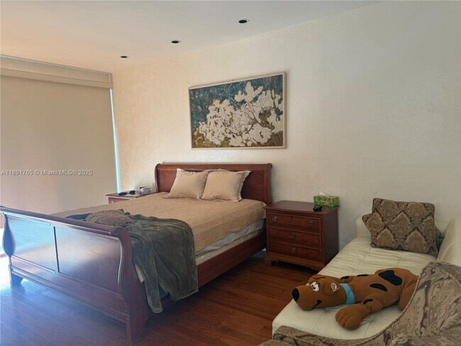 Building Photo - 9601 Collins Ave