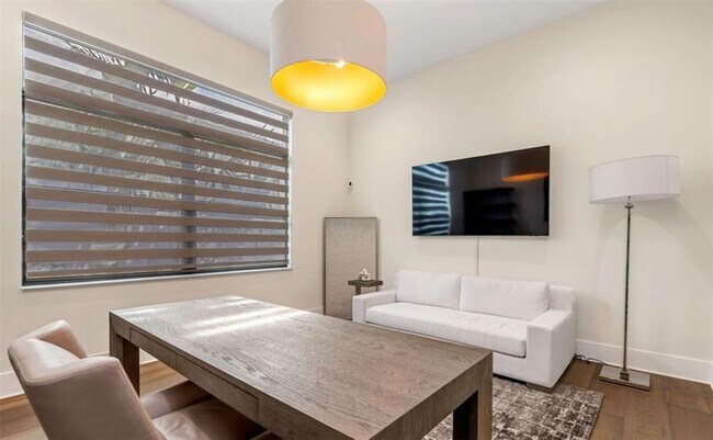 Building Photo - 9280 Coral Isles Cir