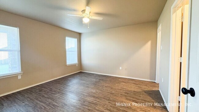 Building Photo - 2516 N Ave O