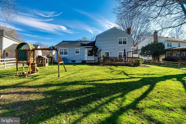 Building Photo - 3022 Dower House Dr