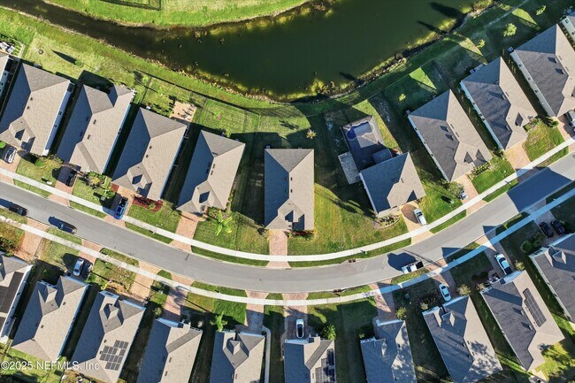 Building Photo - 1762 Amberly Dr