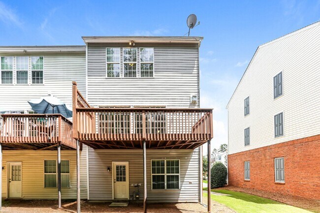 Building Photo - 1007 Whittington Way