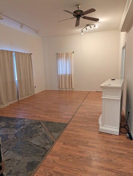 Side view of living room - 4040 US Highway 93 N