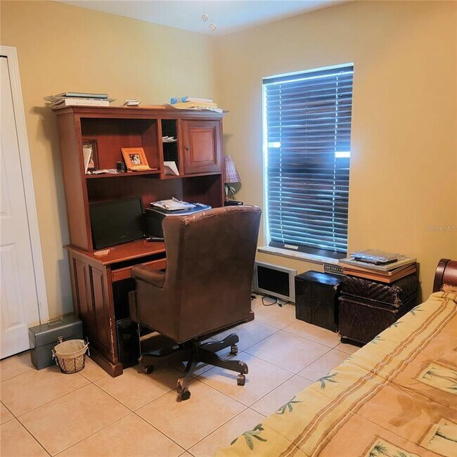 Building Photo - 319 Grand Royal Cir