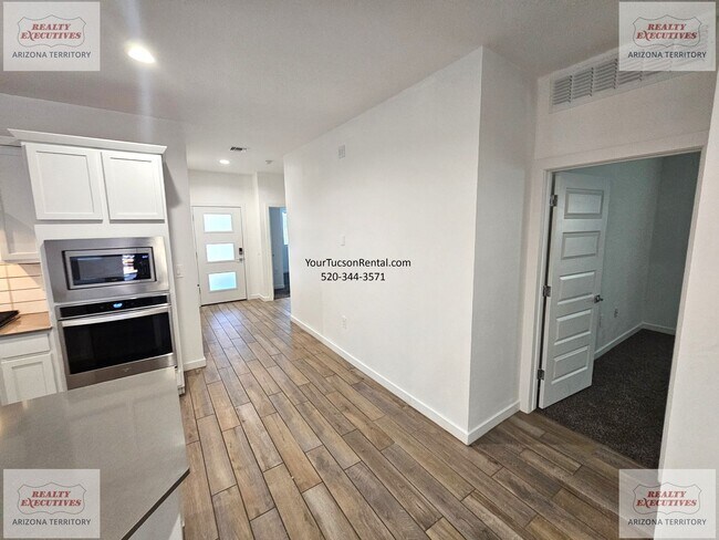 Building Photo - Hanson Ridge - Vail School District - 4/2 Near I-10 and Colossal Cave Rd North