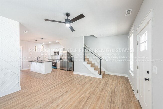 Building Photo - 1030 S Laramie Hts