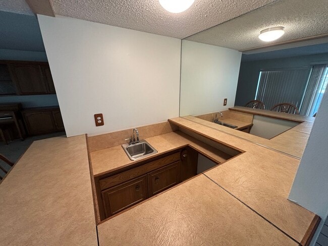 Building Photo - 25515 Plaza Chiva