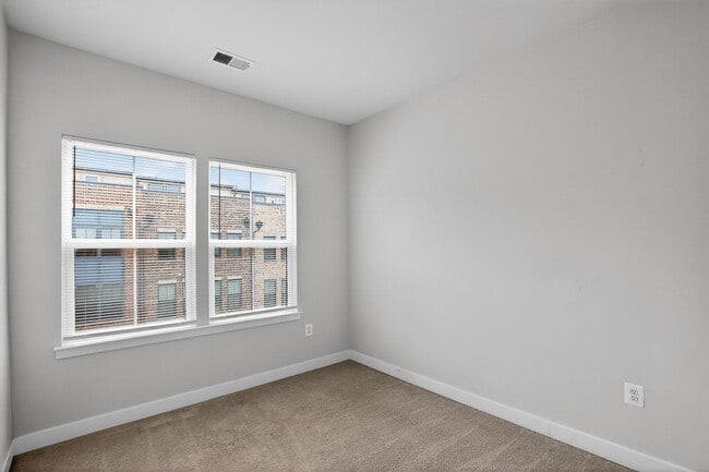 Building Photo - 2831 Toles Park Dr