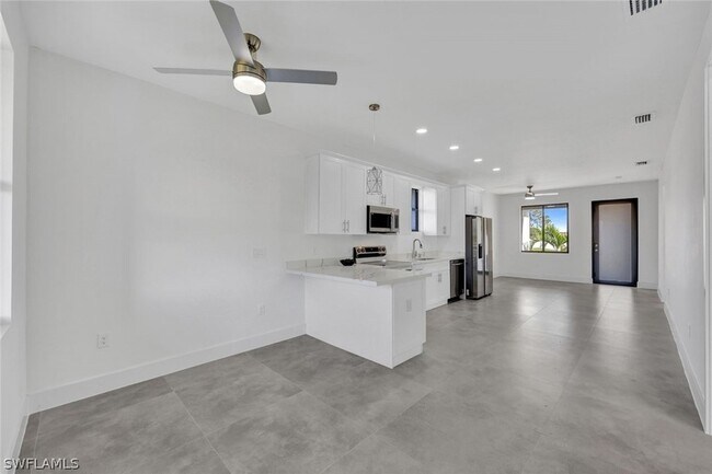 Building Photo - 312 Progress Ave