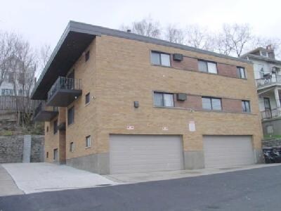 Building Photo - 210 Hastings St