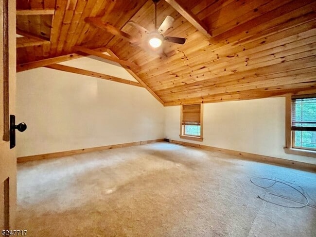 Building Photo - 35 Stillwater Rd