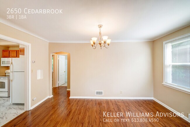 Building Photo - 2650 Cedarbrook-