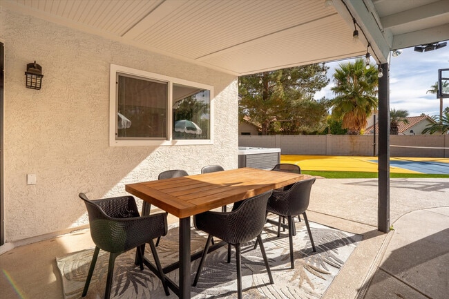 Building Photo - 15232 N 49th St