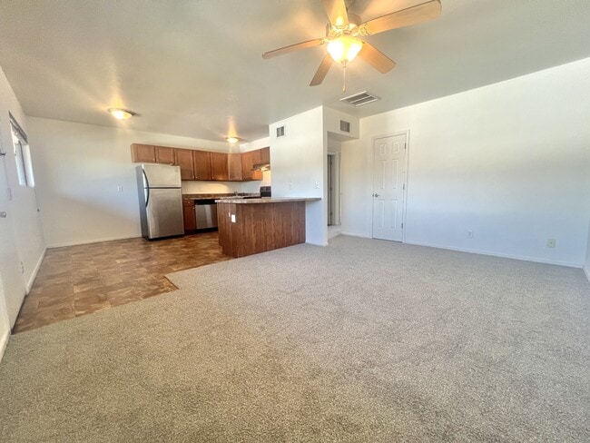 Building Photo - 2821 N Columbus Blvd