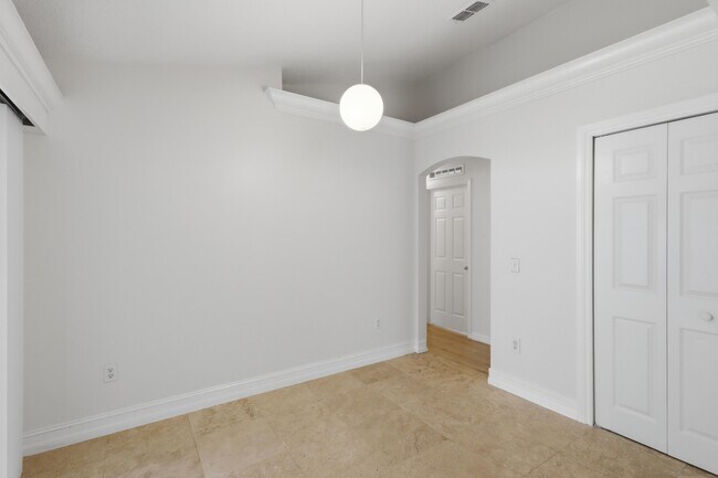 Building Photo - 3124 SW Armucher St