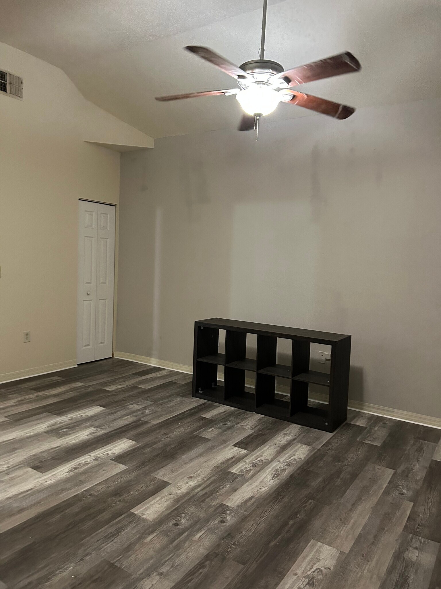 Building Photo - 5007 Sunridge Palms Dr